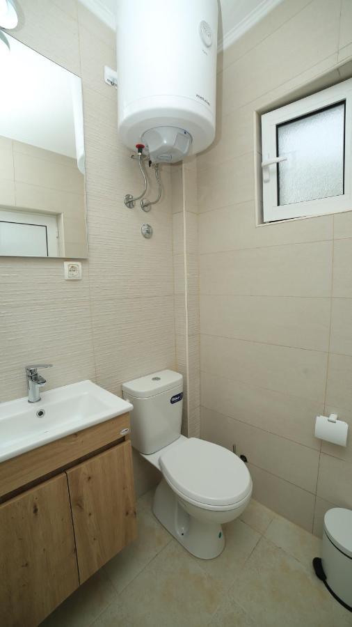 Plamenatz Studio Apartments Virpazar Luaran gambar