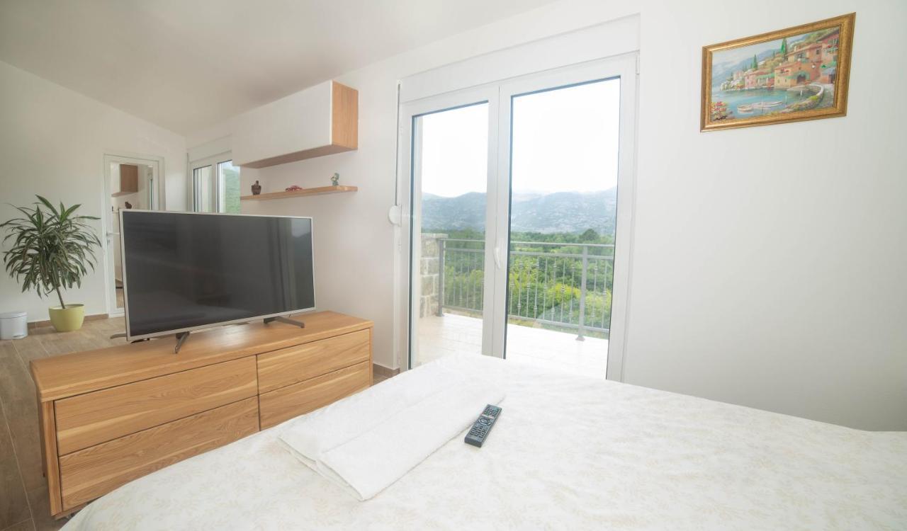 Plamenatz Studio Apartments Virpazar Luaran gambar