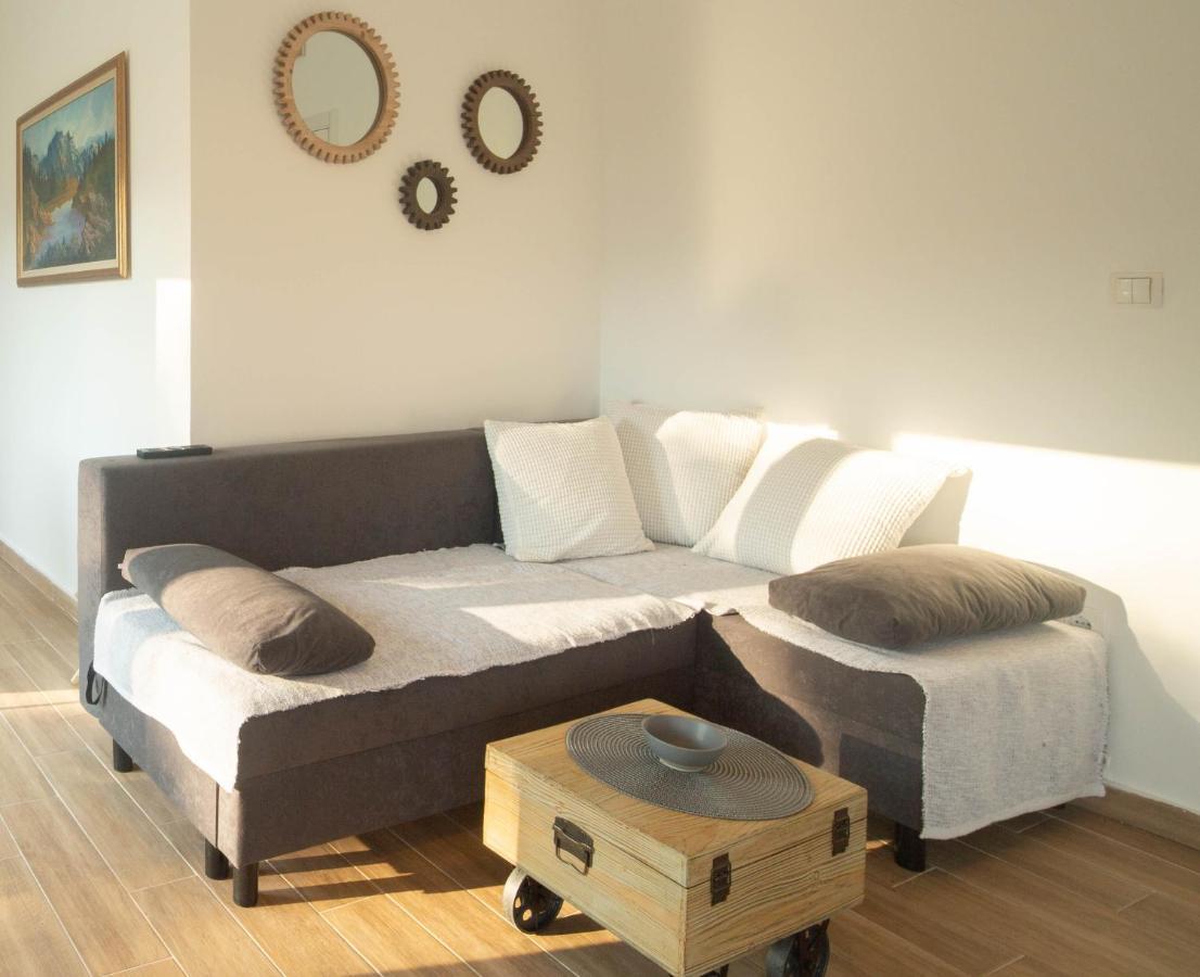Plamenatz Studio Apartments Virpazar Luaran gambar