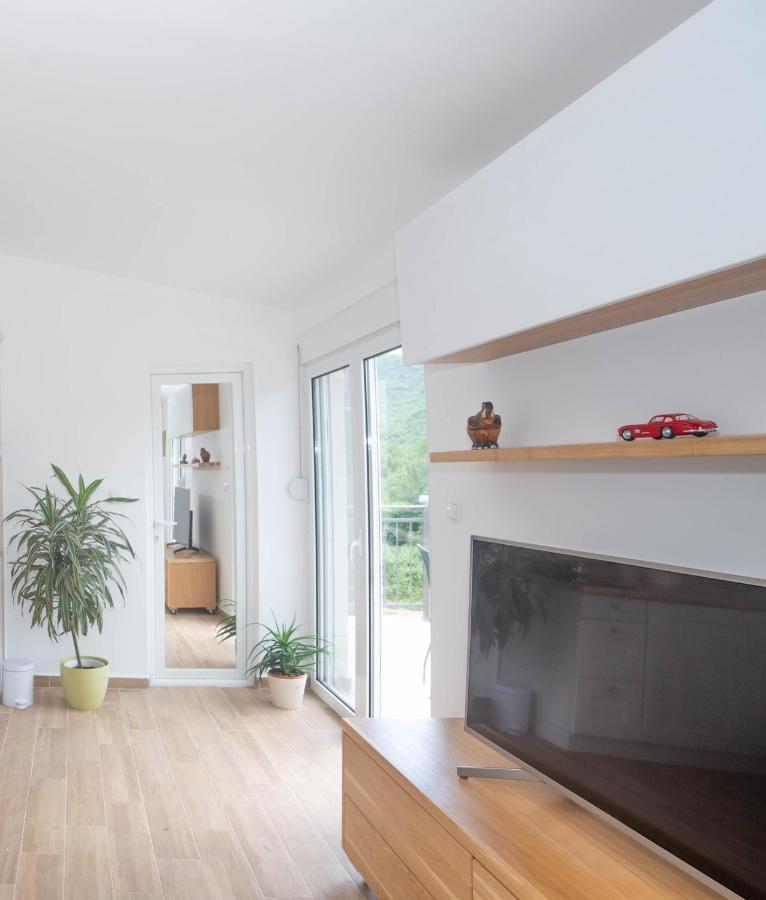 Plamenatz Studio Apartments Virpazar Luaran gambar