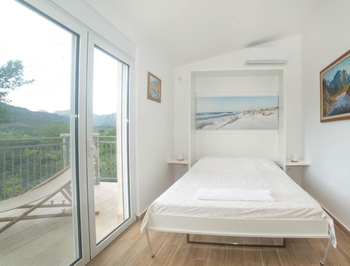 Plamenatz Studio Apartments Virpazar Luaran gambar